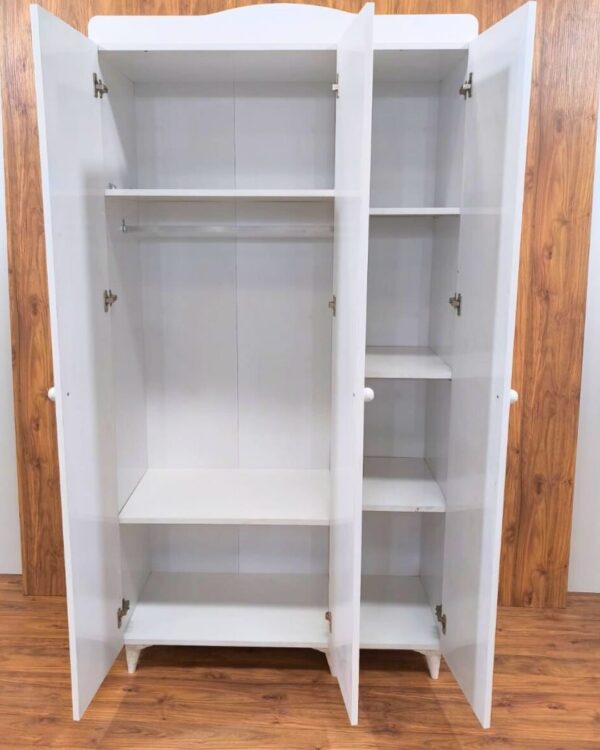 Pancur Maxi 3 Kapaklı MDF Gardırop 1 Pancur Maxi 3 Kapaklı MDF Gardırop